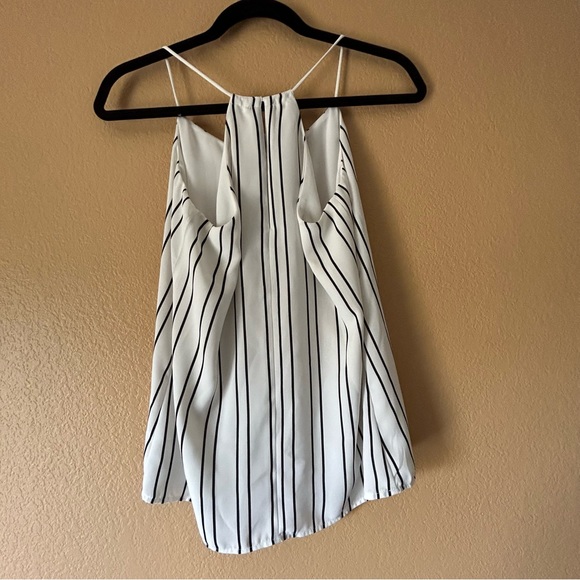 Express Barcelona Women's Cami XS White Black Striped V-Neck Racerback Tank Top - Picture 7 of 7